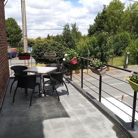 Duplex Agreable Et Spacieux 3 Chb Dont 1 Communicante Vendeville Exterior foto