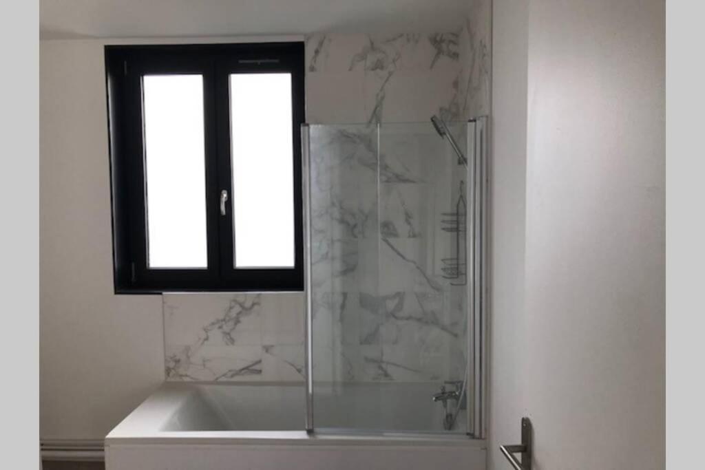 Duplex Agreable Et Spacieux 3 Chb Dont 1 Communicante Vendeville Exterior foto