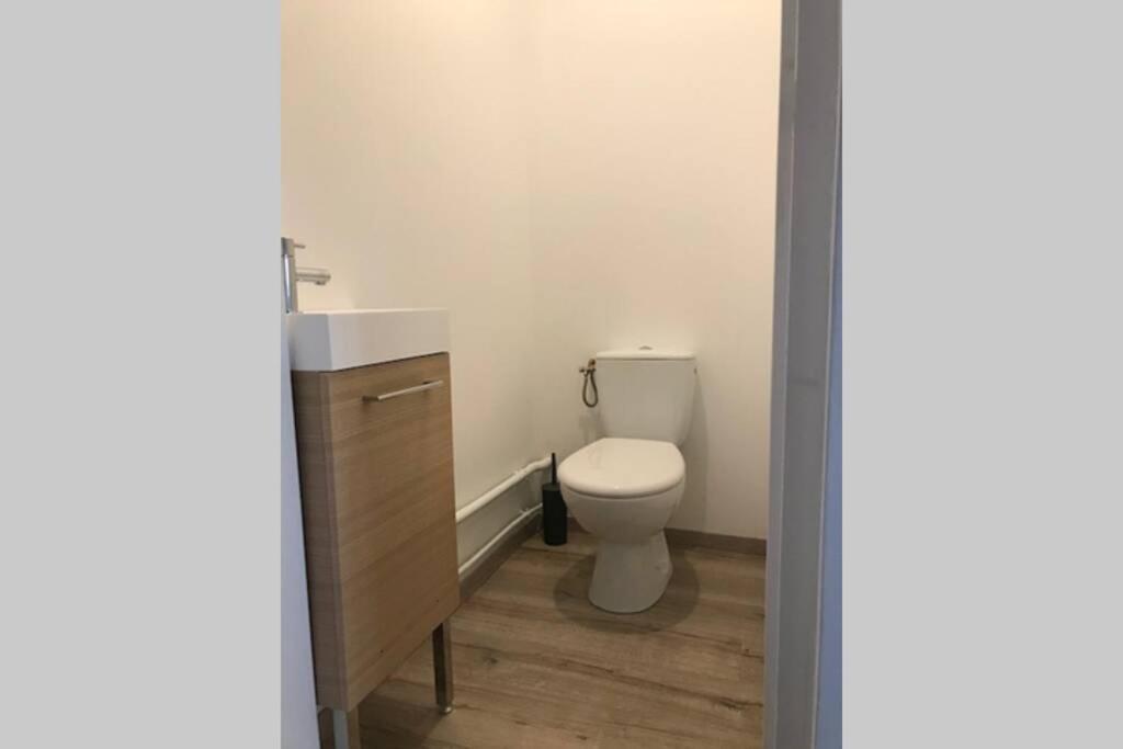 Duplex Agreable Et Spacieux 3 Chb Dont 1 Communicante Vendeville Exterior foto