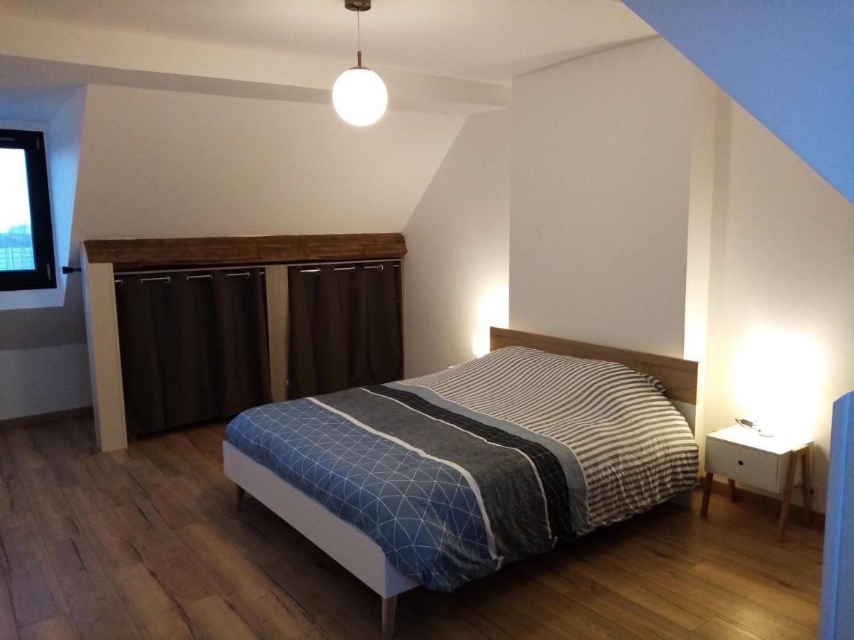 Duplex Agreable Et Spacieux 3 Chb Dont 1 Communicante Vendeville Exterior foto